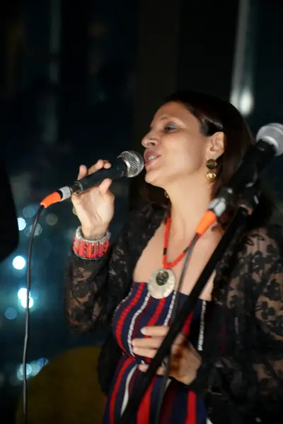 Lead vocals mid-song