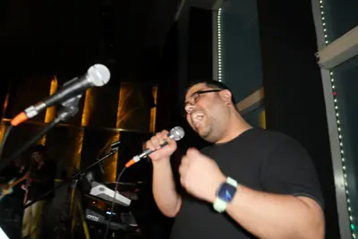 Shiraz on vocals